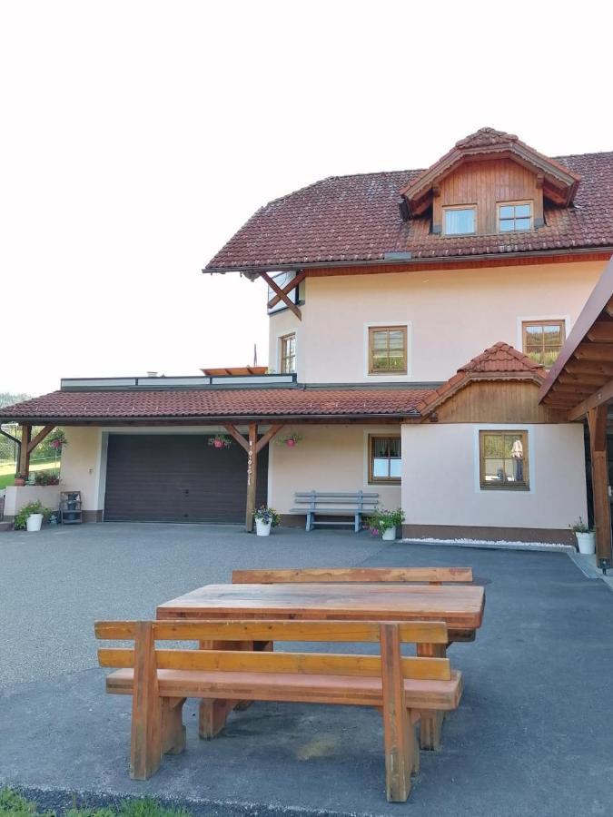 Ferienwohnung Familie Pichler Neumarkt in Steiermark Zewnętrze zdjęcie