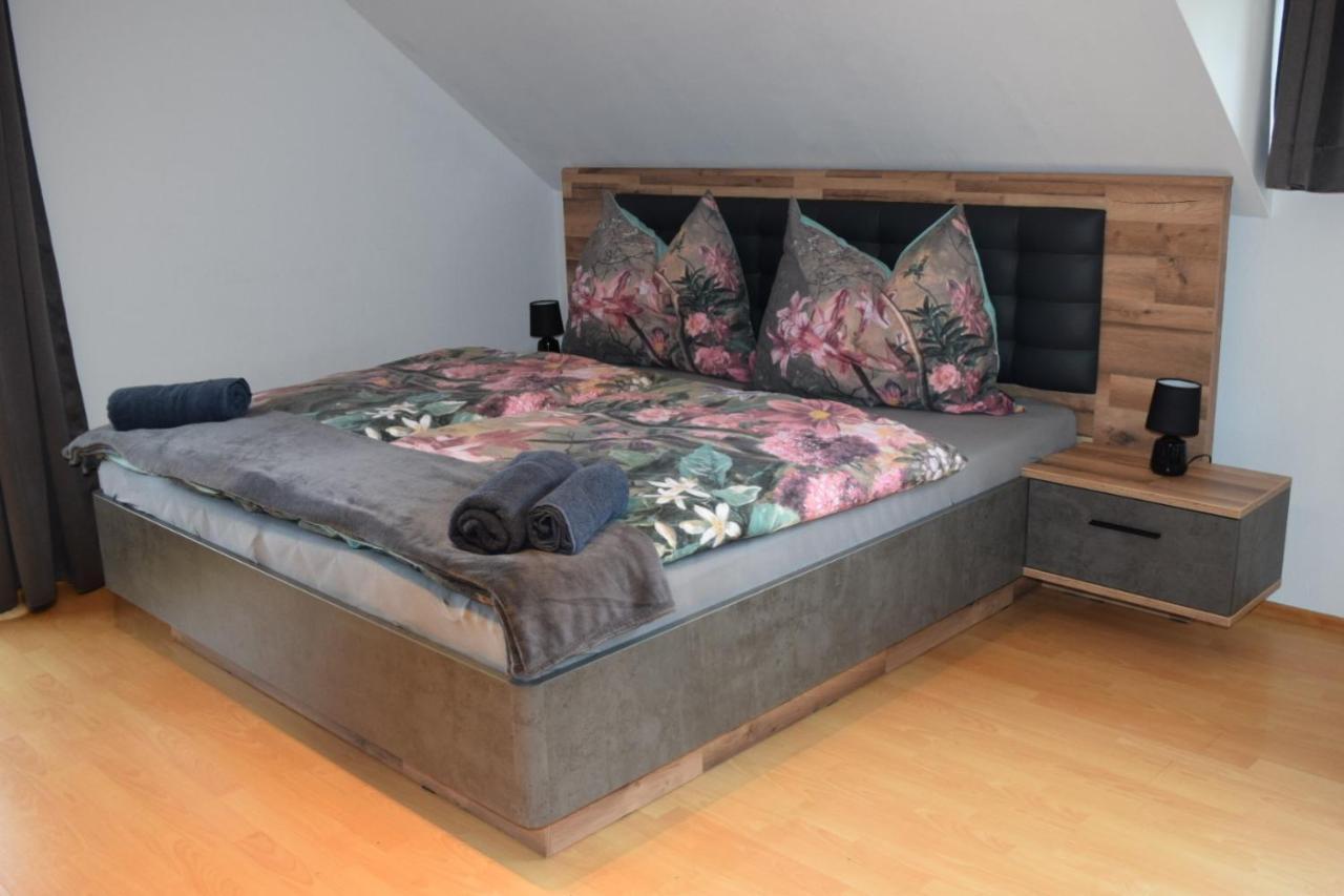 Ferienwohnung Familie Pichler Neumarkt in Steiermark Zewnętrze zdjęcie